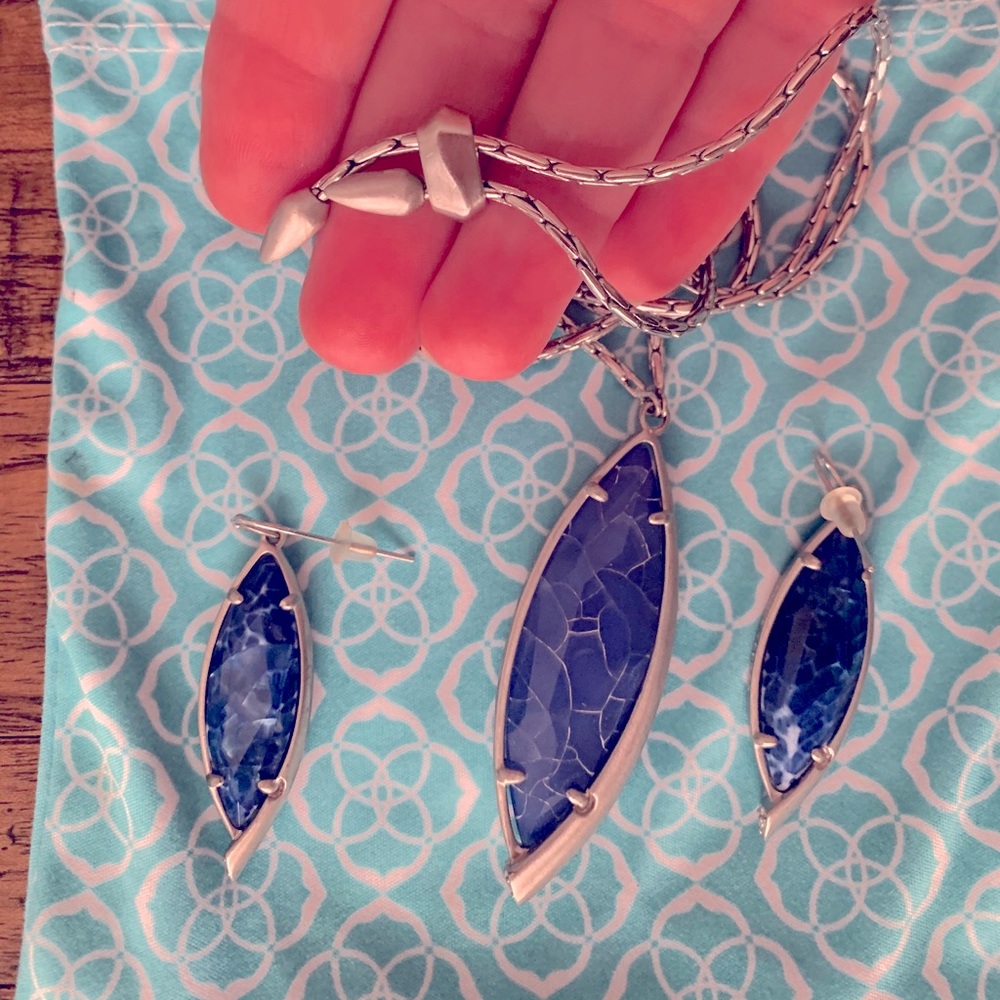 Kendra Scott necklace and earring
